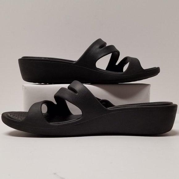 Crocs' Women’s Patricia Sandal - Picture 11 of 13